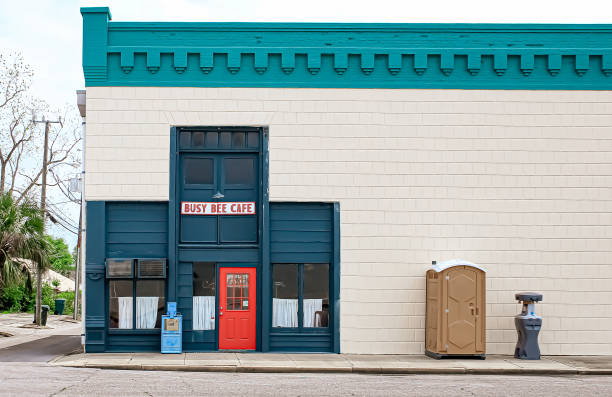 Best Luxury portable toilet rental  in Bolivar, MO