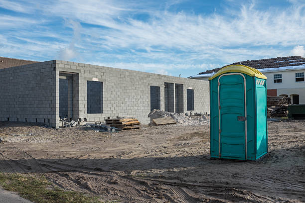 Best Portable restroom trailer rental  in Bolivar, MO